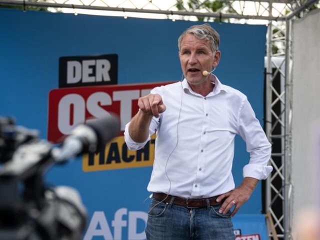 Simbolizuesi i maktheve më të këqija të Gjermanisë! Kush është Björn Höcke, lideri ultranacionalist i AfD-së që fitoi në Landin Lindor dhe do të drejtoi vendin?!