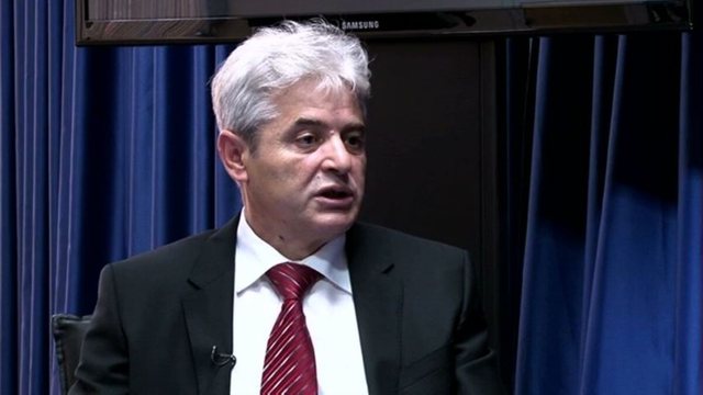 Ali Ahmeti letër Edi Ramës dhe liderëve botërorë: Po bëjnë gati heqjen e gjuhes shqipe