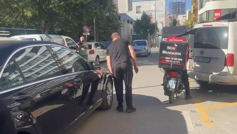 ”Po e bëj për Zenin!… Jepi 100 mijë euro Gazit për fushatën”!Po shkonte në SPAK, automjeti 200 mijë euro i “udhëheqësit” Bardhit përplaset me një motor