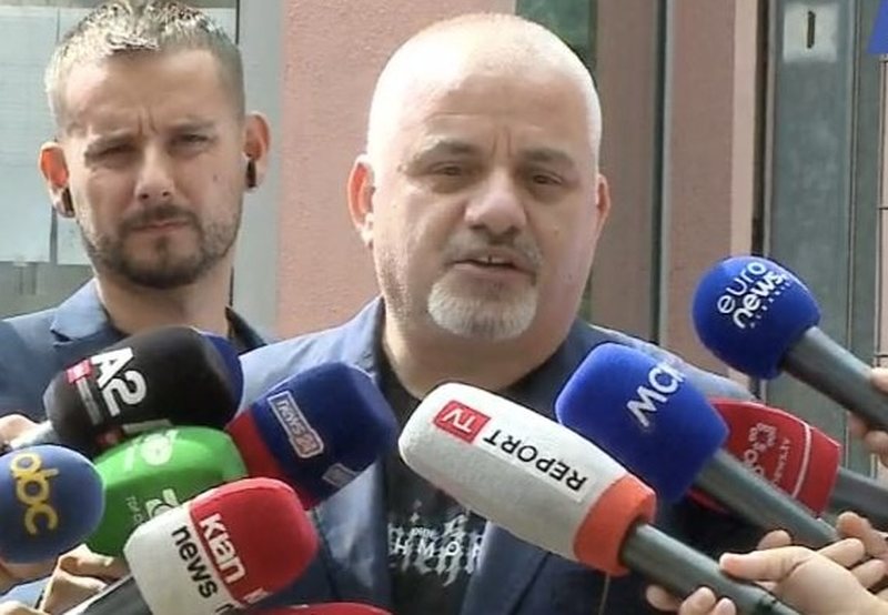 “21 Janari” – Artan Hoxha dorëzon në SPAK audio-përgjimin mes anëtarëve të Gardës: Urdhri ka ardhur nga lart, kam identifikuar 2 zëra të tjerë (Video)