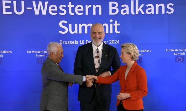 VIDEO/ Rama mbërrin në Samitin BE-Ballkanin Perëndimor, pritet nga Von der Leyen dhe Costa