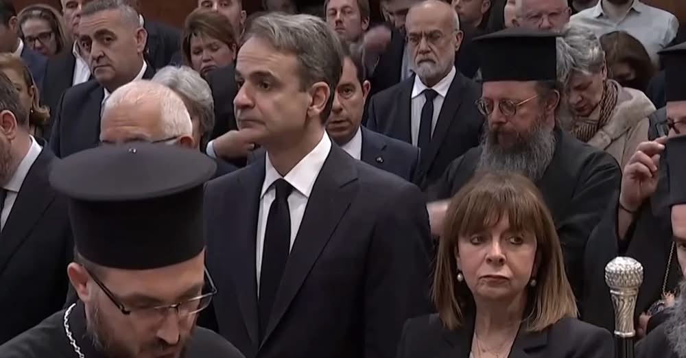 Mitsotakis do të vijë në Tiranë për të përcjellë Kryepeshkopin Anastas