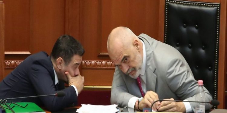 Edi Rama, ky “autokrat” i mirë